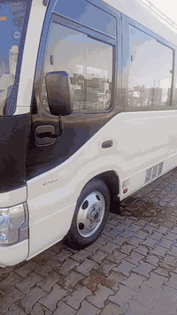 سلام عليكم كوستر 2017 للبيع رقم *********** رقم صاحب سياره اني مكلف بل نشر
