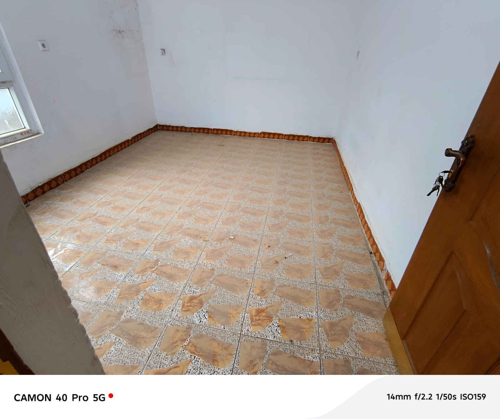 بيت طابقين للايجار بال٥٥   ٥ غرف نوم امام الساحة كبيرة 
للاستفسار 
***********
***********
