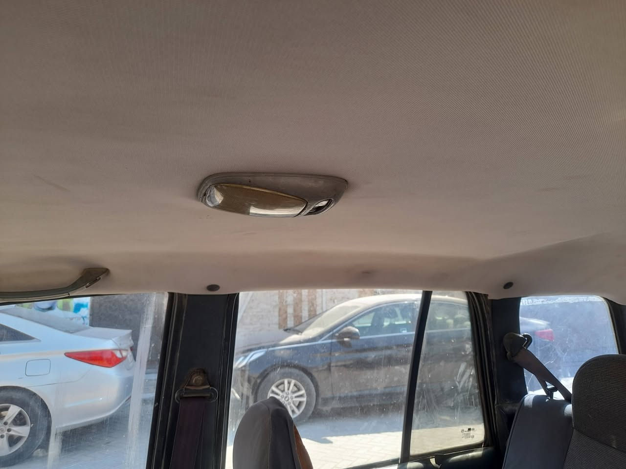 السلام عليكم سبورتج موديل ١٩٩٤رقم بغداد نكليزي محرك وكيرونجي 4s محرك قليل تبخيركير والكسل بحاله جيده صدروتخم تاير جيدسنويه لغيايه٢٠٣٠ السعر٣٣ورقه وبيها مجال قليل شرط التحويل بغدادمدينه الصدر ***********
