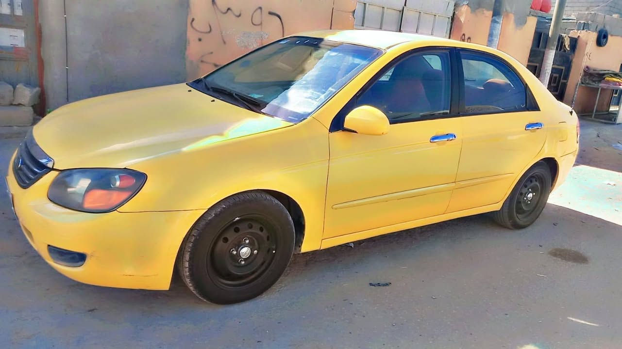 السلام عليكم سياره سبكترا مديل ٩ بسمي حادثه خشم جملغ مكينه جديده حاويه مكاني كربلاء سعر ٧٧ 
رقم مبايل ***********
