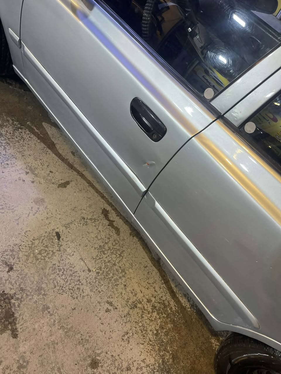 للبيع فيرنه 2005 محرك  جديد كير بي طبه التبريد بس غاز صدر كله جديد السياره مصبوغه جماليه ال مكان بغداد غزاليه او حي الجامعه السعر 48 بيه مجال بسيط هذا رقم صاحب السيارة ‭0783 824 2714‬
