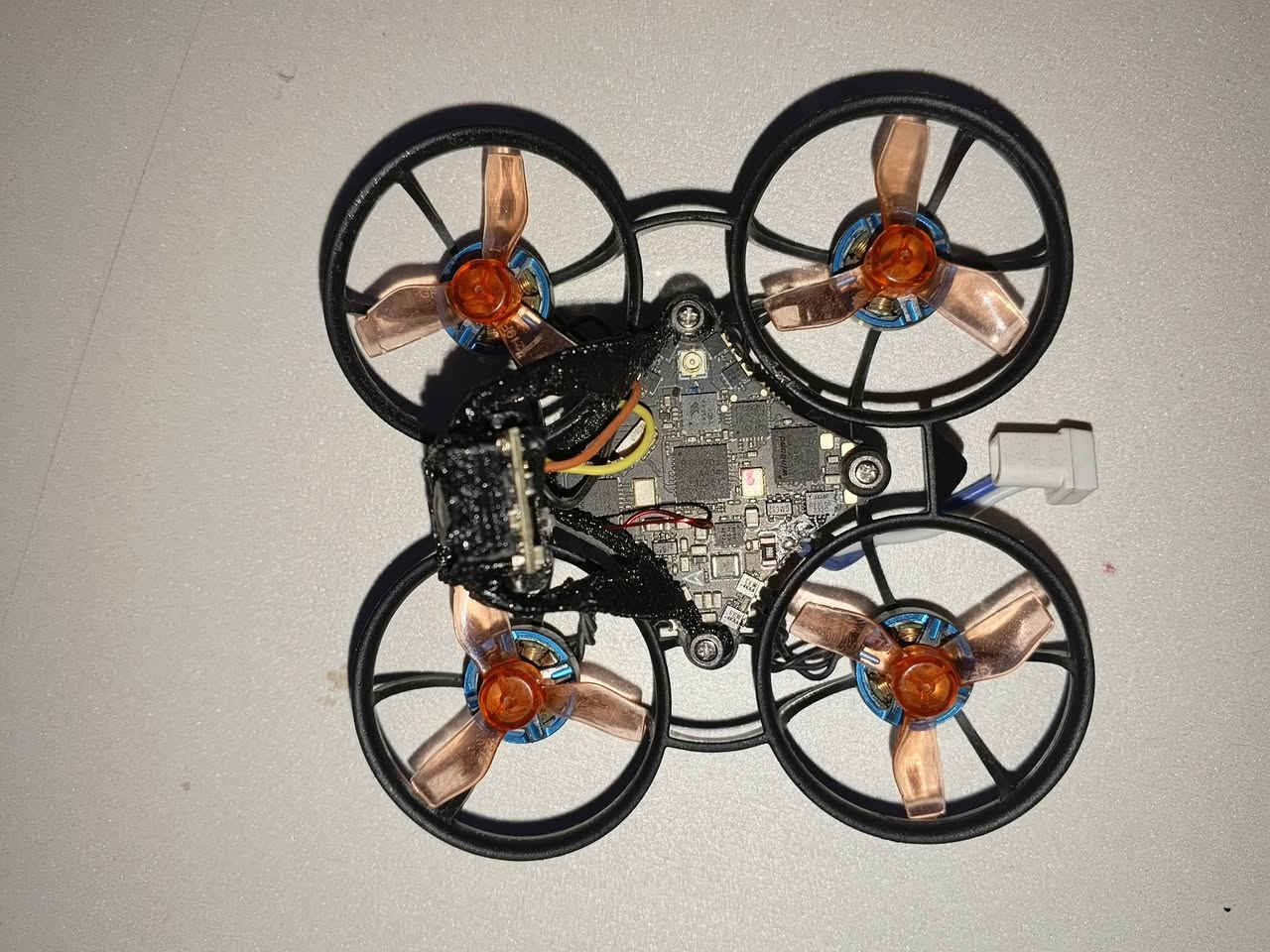 سلام عليك
معدل على محركاتها air65
محركات من شركة GERRC 1002.  1800kv
الارسال elrs2.4
ال أنتنة مال vtx ضايعة 
بدون بطاريات و بدون قطعة تايب سي
سعر 115.000 قفل


**إذا كنت صاحب هذا الإعلان وتريد حذفه لأي سبب، رجاءا أرسل رسالة إلى الدعم الفني**