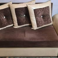 تركي • ١٠ مقاعد • سرير