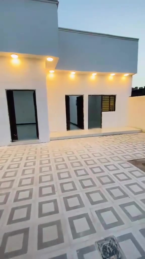 دار زراعي ركن مساحه ٢٧٠ حديث غير مسكون سنه البناء ٢٠٢٦

البصره الزبير حي الأندلس شارع عقارات 

الياسري 
سعر ٦٢

***********
