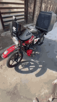 دايون جبلي 2022 رقم وسنويه تحويل ثاني يوم 
دراجه نضيفه نكره سلف بكل وقت 
مليونين و50 
مكان بغداد حي العامل 
***********
