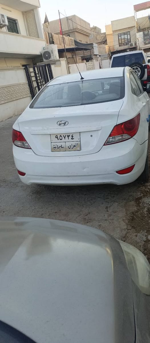 السلام عليكم للبيع اكسنت موديل ١١ رقم سليمانية كير مكينة تبريد خير من الله صدر جديد امامي خلفي سيارة بيهة صبغ هلال جاملغ الخلفي فقط باقي السيارة بلاد السعر ٨٧ عنوان بغداد شهداء البياع  للاتصال ***********/ ***********
