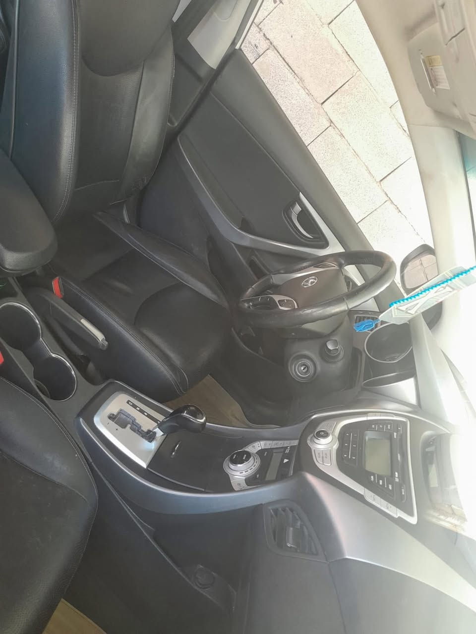 لنترا. مضلع 2014

متومه اربيل شرط حاسبه

كشن جلد 
تبريد ثلج 
تدفئه جهنم
انضمه قياده
اشاره بلمري
حساس امامي +خلفي
مري شفط +اشاره+هيتر
لايت كرستال
مسجل فول نقاوه ٧سماعات دمام +حاكيه

مكينه 1600 دكشن 
مكينه وكير طك كارتون
حداده ١٠٠/١٠٠
تخم تاير +ويل بلادي
كهربائيات كله شغاله
شرط سبير وجك منازلات ما شامات الهوه 

السعر 48$ وبيها مجال للشراي

سياره خير من الله شرط الف دينار ما ذب عليه جاهزه من كلشي 

مكان ميسان 

اي ستفسار ‭0771 309 0335‬

‭0787 167 8186‬
