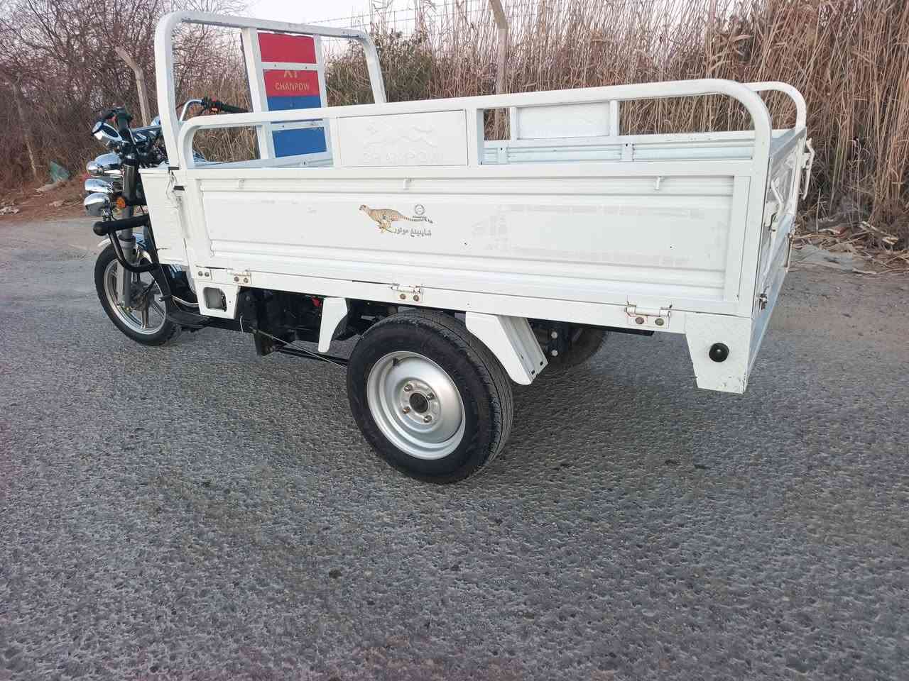 سلام عليكم اخوان ستوته للبيع موديل 25ستوته كفاله عامه شغاله من طول للطول مكينته اسبانه ماممدوده عليه كهربيات كله شغاله  مكانه بغداد ابو غريب سعر على لاتصال شراي بيه خير ويدلل ***********
