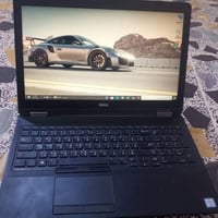 هذا لابتوب للبيع يفيد للدراسة وهذا رقمي للتواصل 07732028109