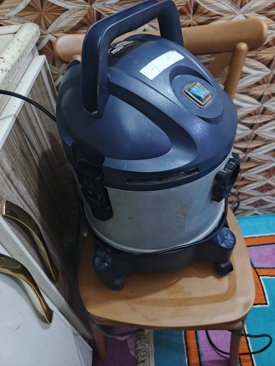 كونتر١٠٠ المرمر٨٠ ثلاجه ١١٥ طباخ ٨٠
مثرتمه مامستخدمه٥٠ غساله مامستخدمه٢٦ كيلو١٨٠مكنسه٢٥ 
توصيل بكروة ***********
