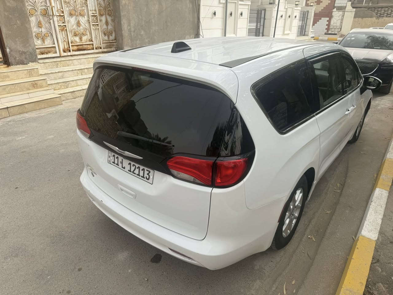 كرايسلر موديل 2022رقم بغداد تحويل ثاني يوم محرك 6سلندر شاشه كامره ابواب كهرباء ضرر موضح بصور تبديل جاملغ مع تصليح بنيد مع تصليح جاملغ يسار ضارب ايرباك عداد مسافه 65الف سياره موجوده محافظه ذي قار سعر 187وبيه مجال بسيط للتواصل
***********
