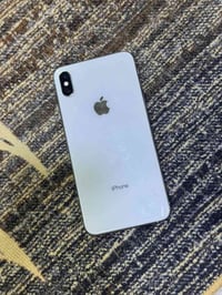 آيفون XS ماكس • ٢٥٦ • يحتاج برمجه