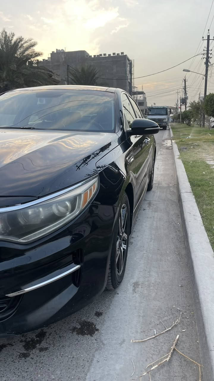 اوبتما 2018 فئة EX
مواصفات السيارة أعلى فئة 

محرك السياره 2400

بصمة 

بانوراما كامله

كشنات تدفئة وتبريد 

خزن ميموري للكشنات 

تحكم الكشنات كهرباء

تحكمات ستيرن كاملة 

شاشة كبيره أبل كاربلاي

قطعتين تبريد خلفية جنطة كهرباء تتقرب يمها تفتح بدون مدوس شي

المري الجانبيه كهرباء 

ترحيب بالسياره 

قطعتين تبريد خلفيه 

وضعيات قيادة NORMAL + SPORT + ECO

كامرة خلفية ورادار خلفي

تخم تايرات جديد 

السياره مضروبه بأمريكا موجوده صور الحادث الجاملغ الامامي فقط مفتوح لا مضروب ولا مبدل فقط باب الصدر والباب الخلفي كلشي موضح بالصور السياره بأسمي رقم بغداد جديد تحويل مباشر 

التواصل ***********

العنوان بغداد
