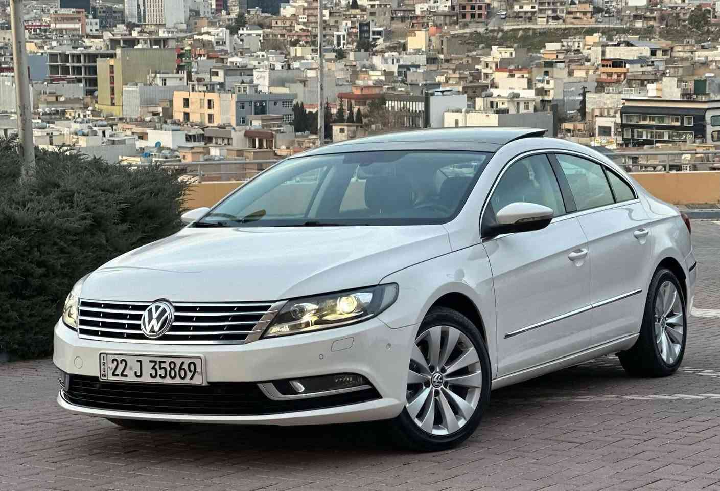 🇩🇪 الجميلة الألمانية Passat CC 2014 - للبيع 🇩🇪
​سيارة غنية عن التعريف، تجمع بين التصميم الرياضي الـ (Coupe) وفخامة السيدان. السيارة (مال جناي) ومحافظ عليها جداً، بحالة نادرة وبدون أي حوادث.
​🔍 التفاصيل العامة:
​الموديل: 2014.
​المحرك: 2.0 Turbo (أداء جبار واقتصادي).
​الممشى: 158 ألف كم (حقيقي).
​الحالة: خالية من الحوادث والصبغ نهائياً.
​مسرفسة بالكامل، صدر جديد، محرك وجير "بشرط الفحص" (ما تحتاج برغي واحد).
​✨ المواصفات والتقنيات:
​✅ Auto Park: نظام ركن السيارة الذاتي الذكي.
​✅ Auto Hold: ميزة التوقف التلقائي المريحة في الزحامات.
​✅ بصمة: تشغيل ودخول ذكي.
​✅ مرايا شفط: طي كهربائي مع تعتيم.
​✅ فتحة سقف + كراسي مخمل الوكالة (تحكم كهربائي).
​✅ كاميرا خلفية أصلية + شاشة لمس + حساسات أمامية وخلفية.
​✅ لايتات زينون عدسة مع إنارة ترحيبية مميزة.
​✅ تبريد ثلج: قطعتين منفصلة (Dual Zone).
​💵 السعر:
​السعر المطلوب: 13,500$ (135 ورقة).
​ملاحظة: يوجد مجال بسيط جداً للجادين فقط بعد معاينة السيارة.
​📍 الموقع: بغداد.
📞 للاتصال والاستفسار: ***********
​السيارة للمستخدم الذي يبحث عن راحة البال والسيارة النظيفة التي لا تحتاج لمصاريف صيانة
