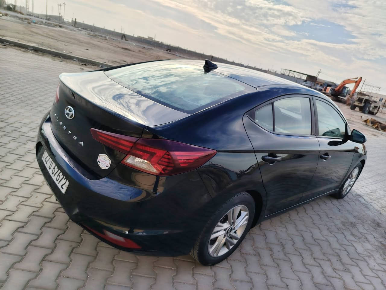 السلام عليكم للبيع النترا وارد أمريكي موديل ٢٠٢٠ رقم أربيل دولي ماشية ٧٩ ألف ميل مكينة ٢٠٠٠ دوش كير اي تي سيارة حادث بنيد جاملغ بدون داخل سياره جديده على وضع الشركة 
السعر ١٣٥
العنوان النجف غير متواجد عل فيس
***********
