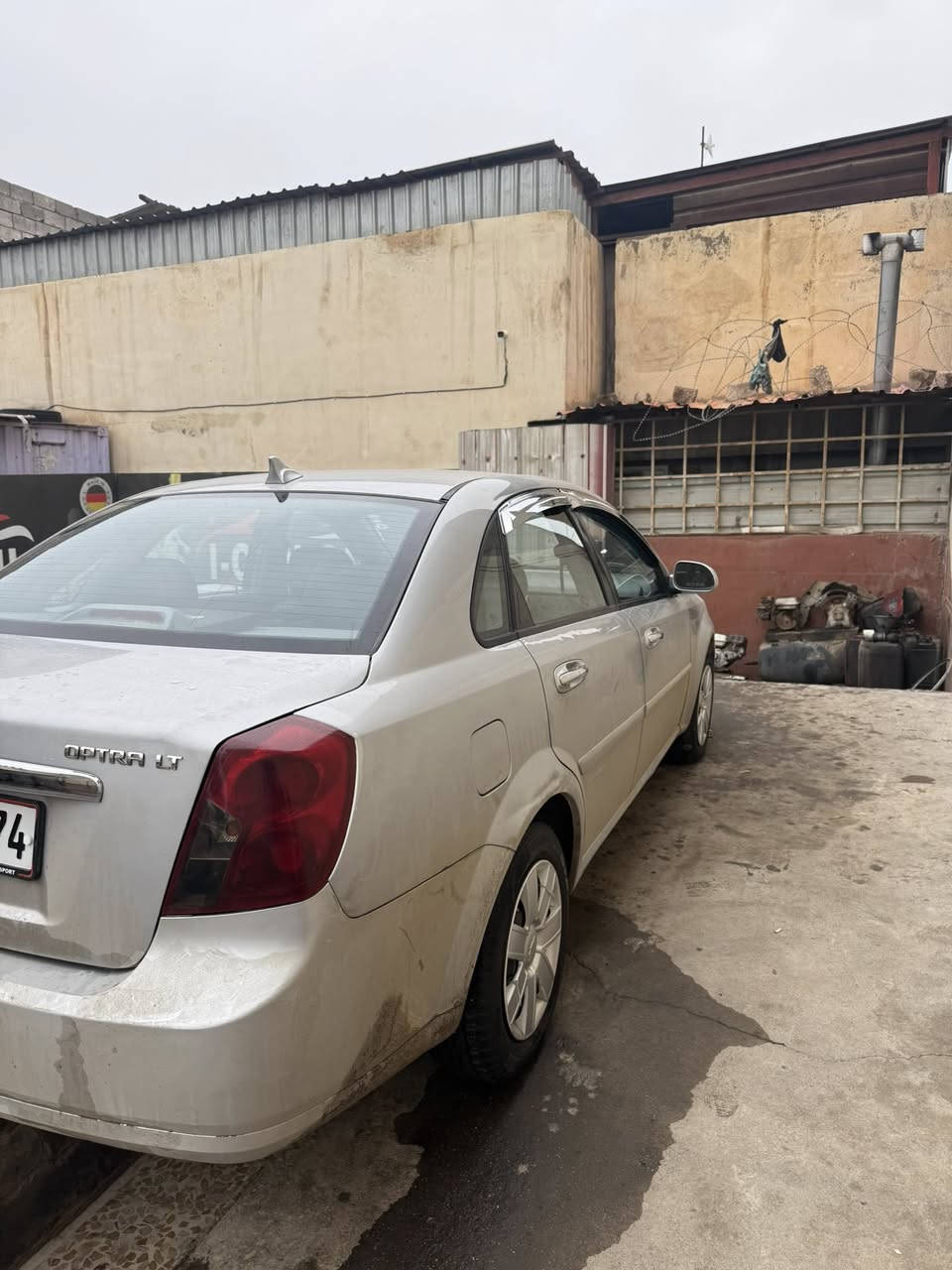 السلام عليكم ، أوبترا 2009 جاهزة من جميع الأشياء صارف عليها 5 ورقات ونص ، السعر 85 ورقة وبيه مجال 
للاستفسار الاتصال على
  ***********
‭0751 266 5154‬
