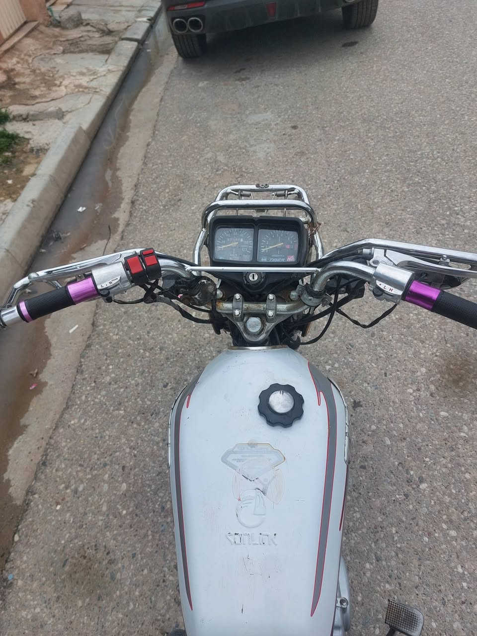 تايكر موديل 19منفيس موجد محرك مفتوح مرا واحدة سعر 430وبي مجال مكاني حي سماح


**إذا كنت صاحب هذا الإعلان وتريد حذفه لأي سبب، رجاءا أرسل رسالة إلى الدعم الفني**