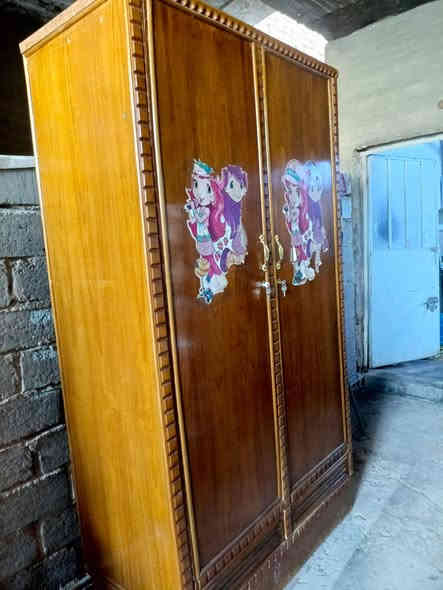 كناتير حطاطه بابين نظافه 95٪مكاني فلوجه حي المعلمين.
بيهن 3ابواب تركي باب اول اخو الجديد.. اي استفسار خاص او اتصال ***********. اسال واجاوبك الاسعار بالتعليقات.
