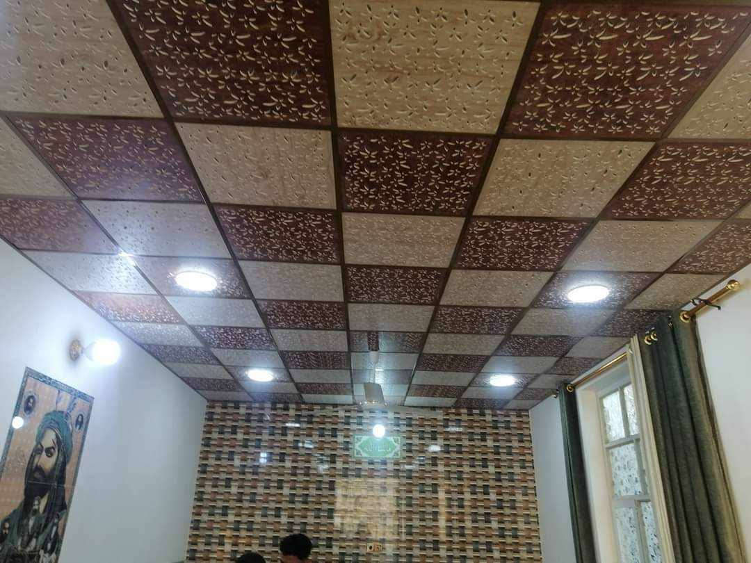 جزء من اعمالنا لسقوف الثانويه
وعمل الفلين لسقف
*********** زين العابدين
