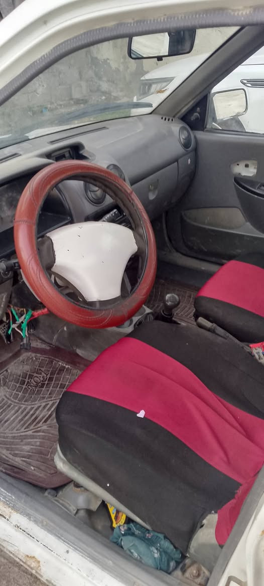 السلام عليكم سايبا 2015للبيع قفلها 25لعلم سنوية بيها بلاغ بدل ضائع والمحرك بية تبخير باقي السياره نضيفة مكانها السماوة اخذك لولد الي اشتريت منة يداورلك رقمي ***********
