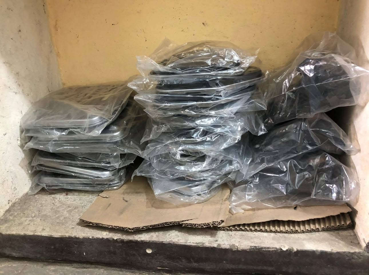 متوفر ادوات تعمير كير كلايزر الميكانيك 
والكهربائي 
تورباينات
سيلات 
كلجات
فلتر 
واشر
لاينات 
راجز بك چبن منوعة للكير 
تورباينات 
واشر 
محول كير كهرب


**إذا كنت صاحب هذا الإعلان وتريد حذفه لأي سبب، رجاءا أرسل رسالة إلى الدعم الفني**