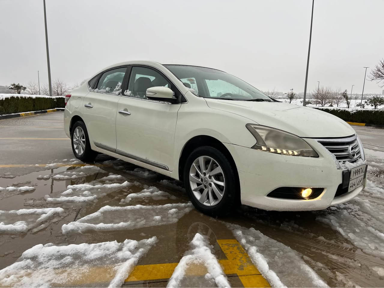 سنترا مه كينه كه وره ١٨
موديل ٢٠١٤ خليجى 
فول مواصه فات ئاوينه كاره باو ئيشاره ت 
بيبوياخ ٣ شوين ساردى هه يه ده عاميه كانيشى بوياخى نيه
به سمه و ده رگا به سمه و ناو فورميگا 
مواصه فاتى sl قه پات
گير و مه كينه نه كراوه ته وه به شه رت
 ته قه و ره قه ى به شه رت سه نه وى به سه رچووه تازه 
سعرى ١١٨ وه ره قه و كه ميك مه جال 
زانيارى زياتر تيل بكه مه سج مه نيره 
*********** السليمانية, العراق
