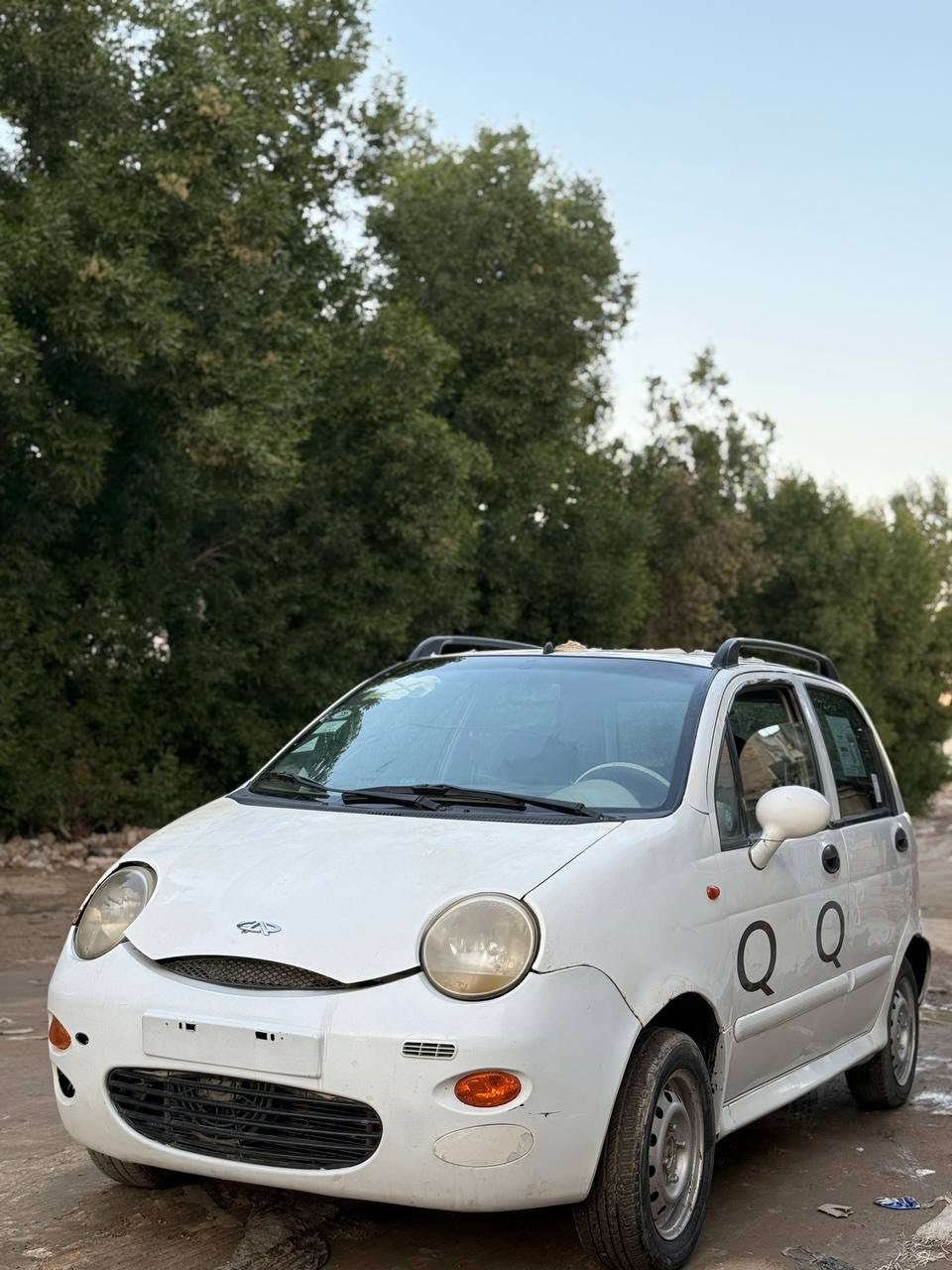 السلام عليكم QQ موديل 2013
سيارة كير مكينة نضيفة كشره حلو كهربائيات شغالة 
مكان السيارة بابل سيارة جاهزة مناقصه اي شي 
رقم بغداد الجديد باقي بس الاستلام 
تراي السيارة يخبل 
دوشمة جديدة ومسجل 
مكان السيارة بابل 
***********
السعر 32 وبيها مجال
