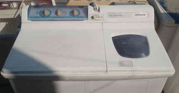 هيتاشي ياباني 12 كيلو نظافة 80/100 السعر 85 الف حي الجولان مقابل جامع ابو ايوب الانصاري ورشة الابرار لصايانة كافة الاجهزة الكهربائية ***********
