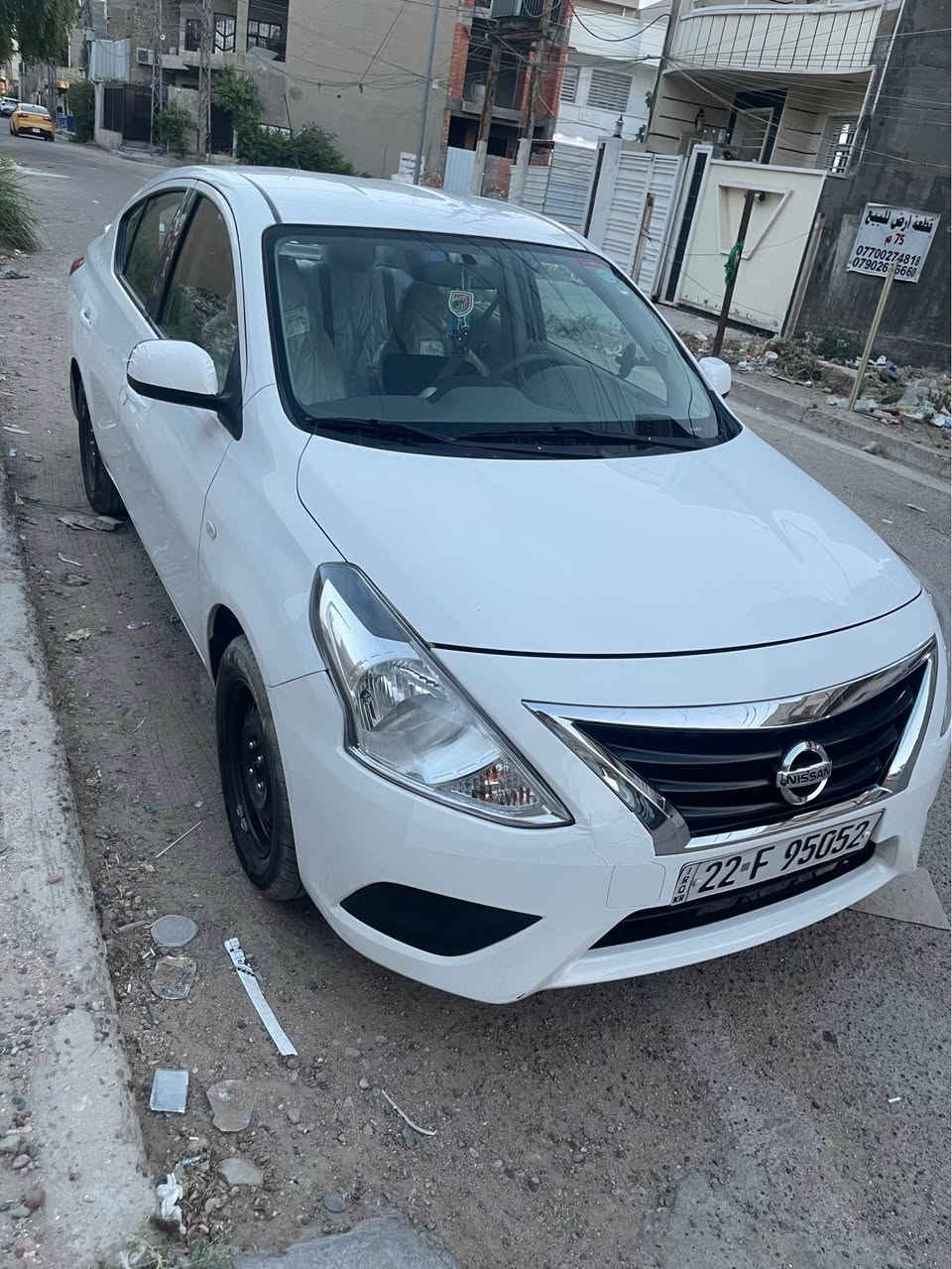 نيسان سني هندي بليتة زركة ماشية 74mk
بيهة فقط بارد مناقصهة شي بانزين كلة محسن ودهن من الحسام نوعية فول سيارة شاشة  +كامرة + زنون كلش قوي 
سعرها 113 

*********** بغداد, العراق
