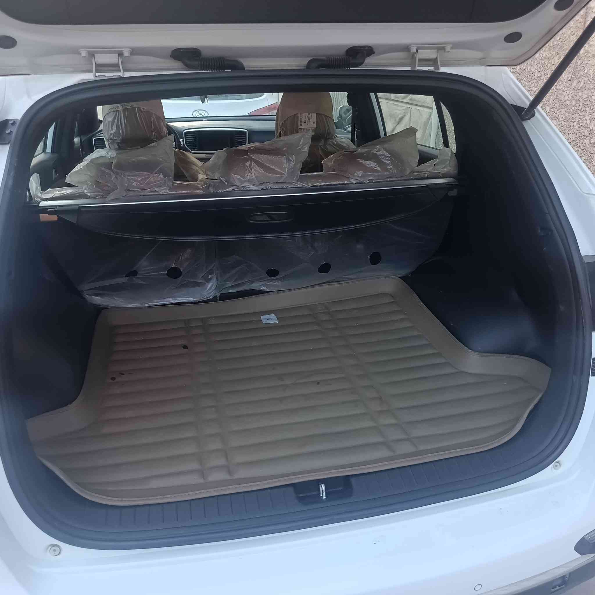 سلام عليكم سبورتج ٢٠٢٠ سياره جديده مكفوله من الصبغ او البارد داخل حمصي اشاير بلمري مري شفط شاشه بلاديه سياره خير من الله مال جناي ماشيه ٩٥ السياره جديده بمعنه الكلمه العنوان بغداد الامين نواب الضباط
*********** السعر 200اوبيها مجال
