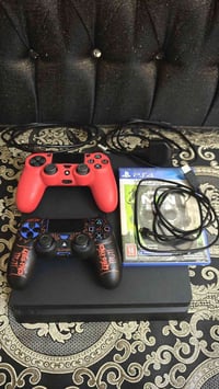 PS 4 slim بلي فور 4 ، سلم ، ذاكرة 500 ، جديد نظافة 100٪ ، اوربي UK نسخ...