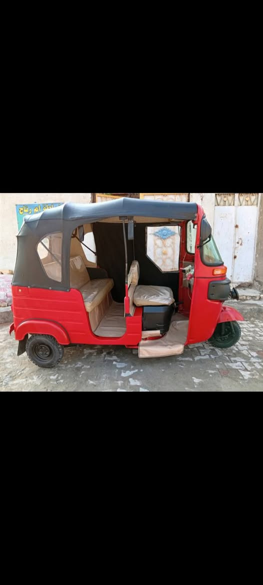 سلام عليكم
تكتك للبيع مصبوغه عام لاتنقيص ولا تبخير تكتك كامله ومرتبه ومصبوغه عام جماليه مثل ماشوفون موديل 2018 داخله بل 19  محرك 20/ التكتك رقم وسنويه/ السعر/50000 وبيهه مجال 

الرقم/***********
