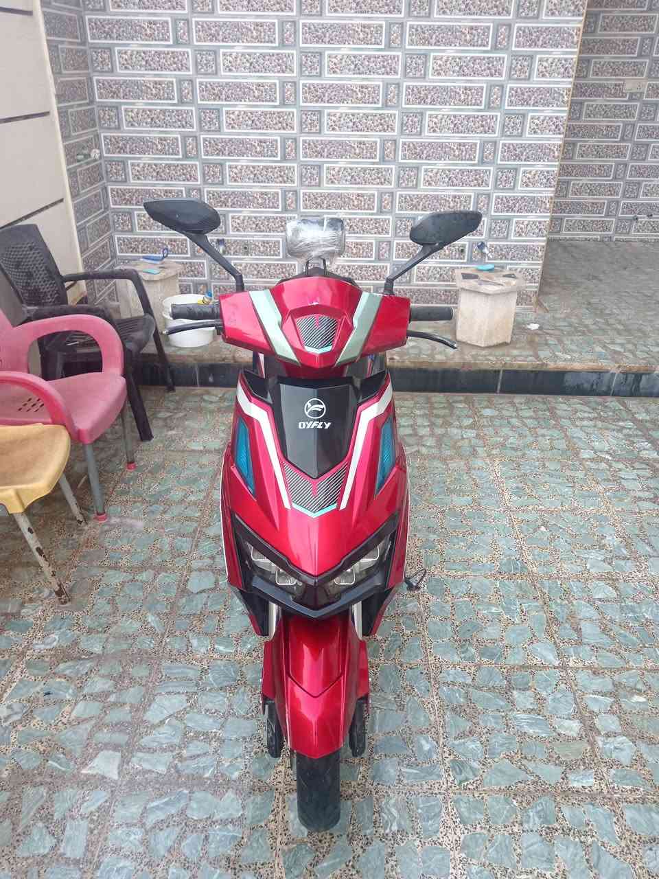 السلام عليكم دراجه سكنس 6 بطاريات ع فحص دراجه جديده خير من الله بصمه بعدهه ع وضع الشركه السعر460 وبيه مجال للطيبين ***********
