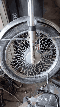 وياله مال ايراني البلاديات نضيفات عوزهن بس قسل حتا زنجار ما بيهن ابيعهن هنه وتواير ب ٧٠ وبيهن مجال هاذا رقمي *********** مكان رفاعي
