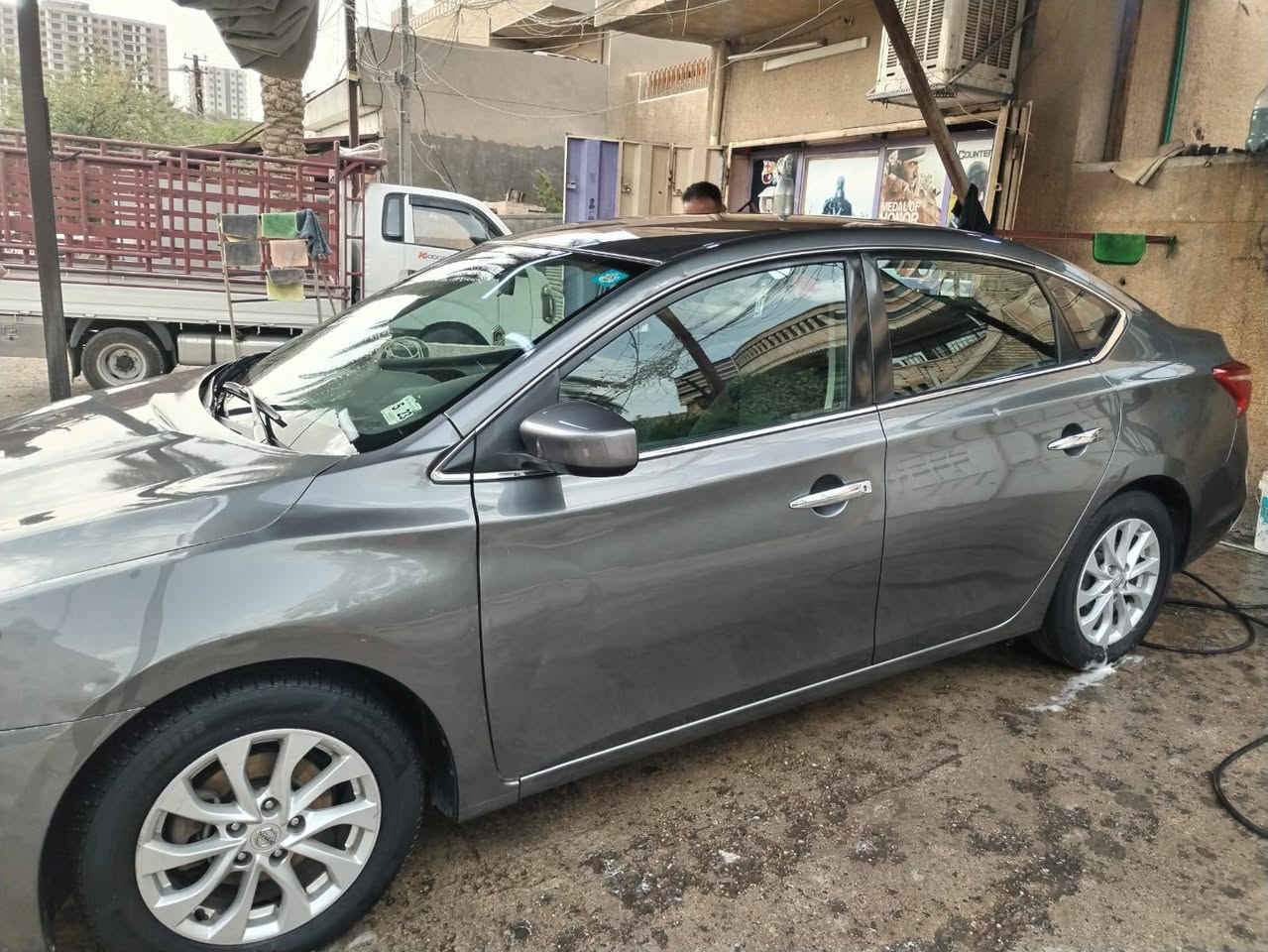 سنترا وارد امريكي ماشية ١٧٠ حادث بنيد سطحي ومبدل وبيهة صبغ باب خلفي وجاملغ فقط صبغ ومبدل محرك بلادي مكفول ***********
