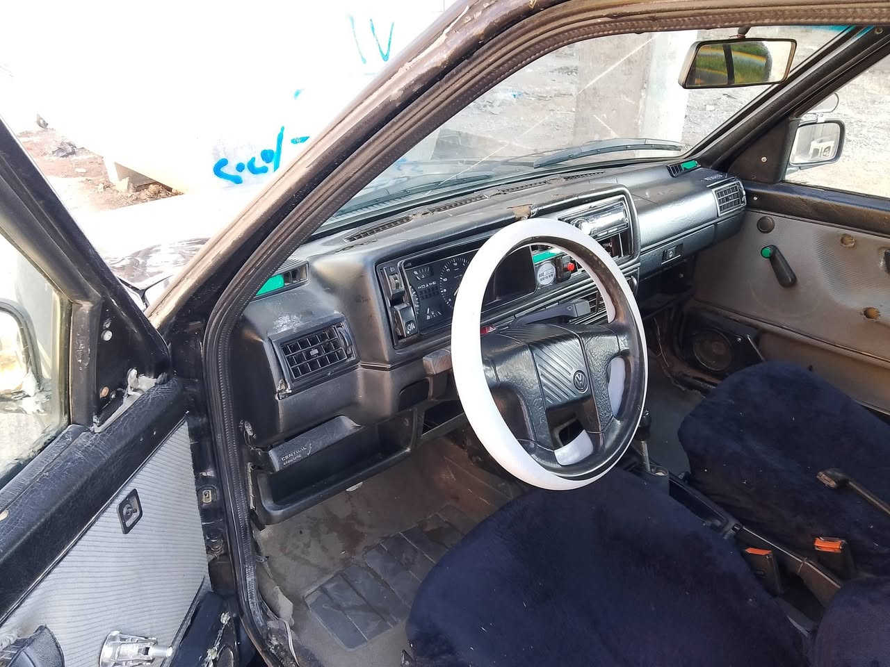 السلام عليكم جولف موديل 90 رقم كركوك سعر 20 عنوانها بكركوك ***********
