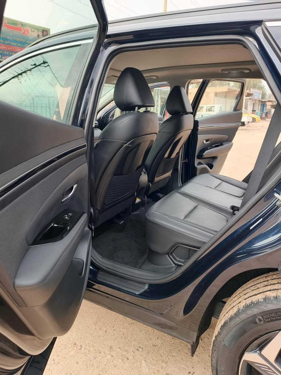 توسان 2024  وارد امريكي هايبرد
تتقدم وتترجع بالريمونت
رقم مميز بغداد انكليزي ترقيم جديد
اعلى مواصفات خاصه لمتد 1/1 VIP.  بدون اي تبديل ليبل واحد بدون ايرباك كلهن سليمات 
 بصمه + بصمه ابواب لمس
 بانوراما 
كيج الكتروني متغير 
كاميرات ٥
كير دكمه 
نقط عمياء
رادارات امامي خلفي جانبي
تتقدم للامام وللخلف ب بصمه
هندبريك بصمه
كشنات كهرباء
كشنات جلد اسود
كشنات خزن ميموري
كشنات تبريد وتدفئه امامي خلفي 
وتدفئه استيرن
قياده اليه
بك لايت لد
 لايت لد + زينون
شاشة كبيرة لمس
من تشغل اشارة يقلب الكيج كامره
 اشارة جانبيه
تثبيت سرعة
ويل كب كبير كروم
تحديد مسار 
فول تحكمات ستيرن
تبريد لمس
 السماعات شركة BOSE
 شحن وايرلس
نظام gps خرائط
 شفتات كير ب ستيرن
حساسات امامي خلفي
تشغيل عن بعد 
 اوتو بارك 
 مود ادرايف اقتصادي - سمارت - سوبر -وثلجي 
نظام نزول منحدرات 
تبريد قطعتين امامي خلفي 
ويل كب حجم 19
 شاشه ابل كار بلي  
 اوتو هولد

بغداد المحموديه
*********** اتصال
*********** واتساب
