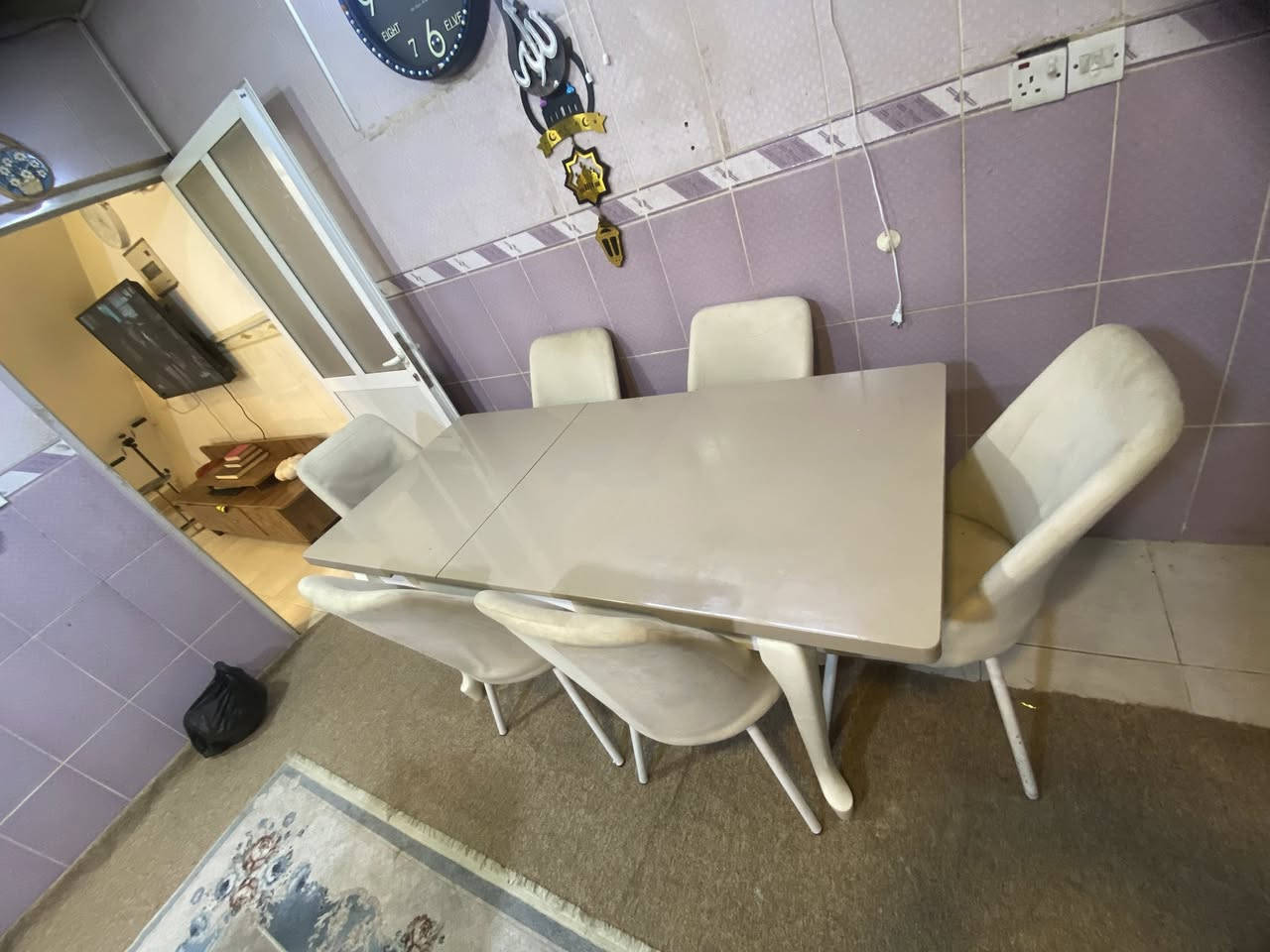 للبيع
***********
