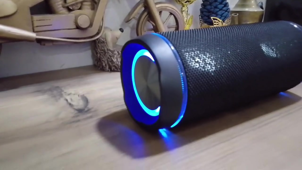 speaker m8 🤯🔥 سبيكر جديده أربعين واط صوت مرعب بطارية 7200 mah


**إذا كنت صاحب هذا الإعلان وتريد حذفه لأي سبب، رجاءا أرسل رسالة إلى الدعم الفني**