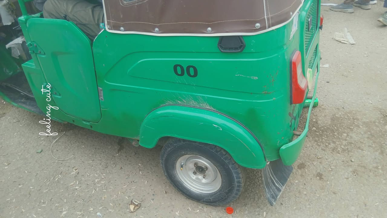 سلام عليكم تكتك للبيع 21 شهر العاشر تكتك خير من الله بس مجفته سعر 7250 وبيها مجال  للإستفسار اتصل ع ***********عنوان بغداد الحسينيه مال راشديه
