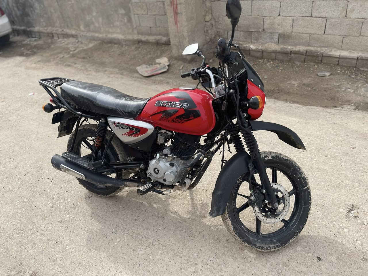 دراجة بوكسر جبلي للبيع مكفوله من كلشي مكينه مكفوله الدراجه شخط مابيهه السعر مليونين مكاني يغداد النهروان ***********
