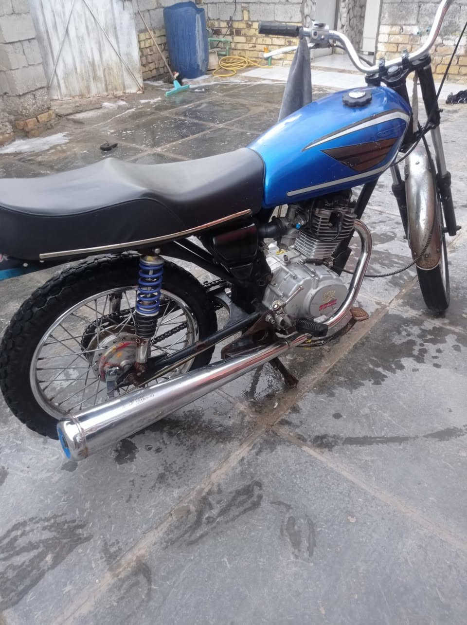 السلام عليكم  دراجه للبيع احلى من الصوره 
السعر 275 وبيها مجال بسيط
كلك كلك كلك
مكينه تايگر 22 حلوه ونضيفه  شاصي ارشا  

ما ناقصها شي الدراجه خير من الله

مكان الدراجه دوانيه قضاء الشافعيه  الموشراي لا يتعبني ويواعد چذب   

رقمي للتواصل  (***********) بيه واتساب
