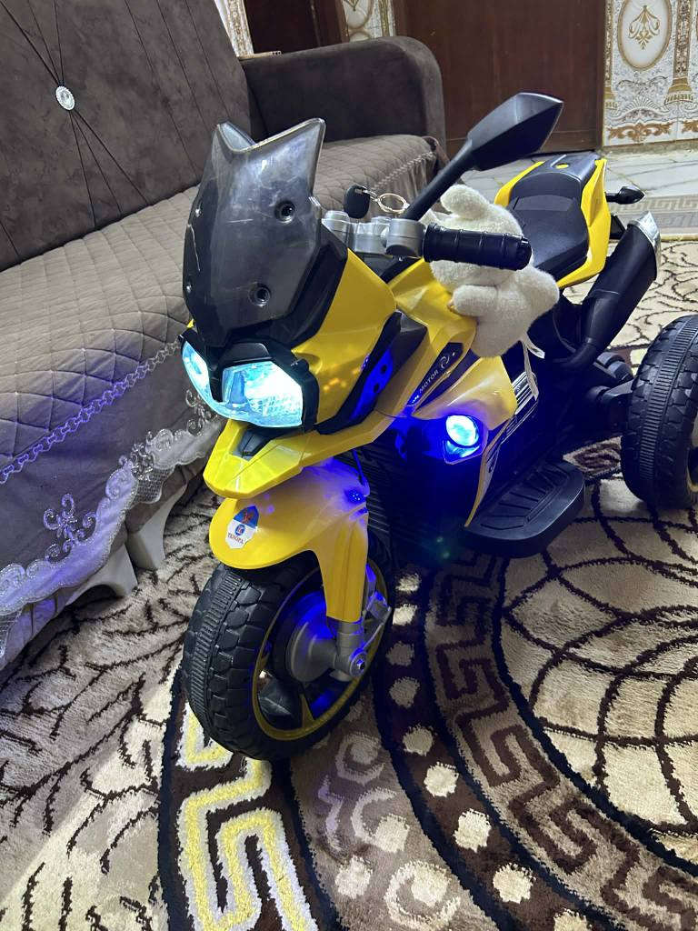 دراجة شحن استخدام قليل أقل من شهر 
على وضع المنشأ.. 
السعر 120...الف دينار 
*********** ديوانية, القادسية
