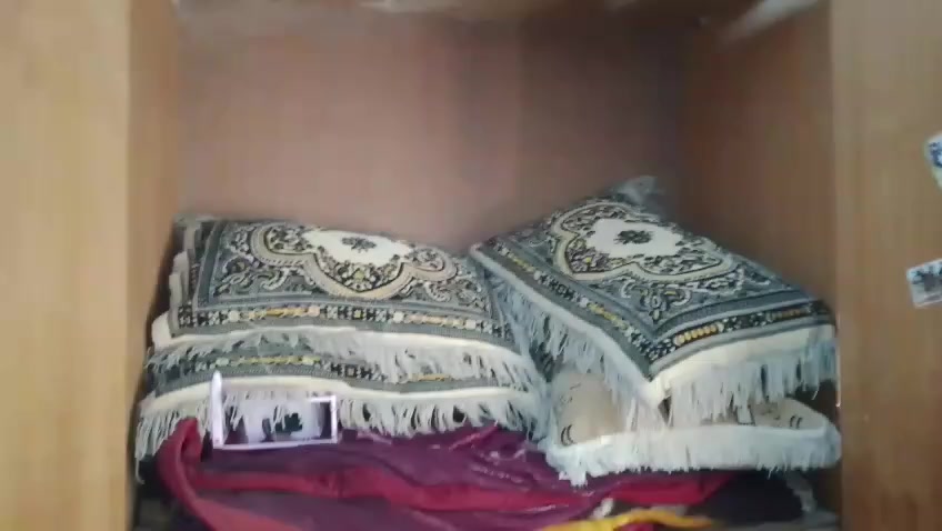 السلام عليكم
كنتور للبيع 6 بيبان السعر 175بي مجال
مكان شارع المطار القديم ***********
