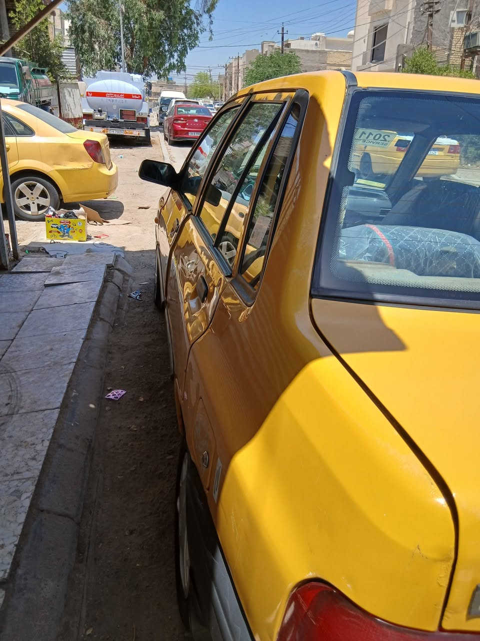 السلام عليكم سايبا للبيع موديل ١٢ مكينة وكير وتبريد وشواصي كله جديد السيارة بلادية عدة الدوس معمرات تلاحيضات بصيطة السيارة نضيفة كلش والسعر ٢٨ وبسمي للاتصال *********** العنوان بغداد الامين
