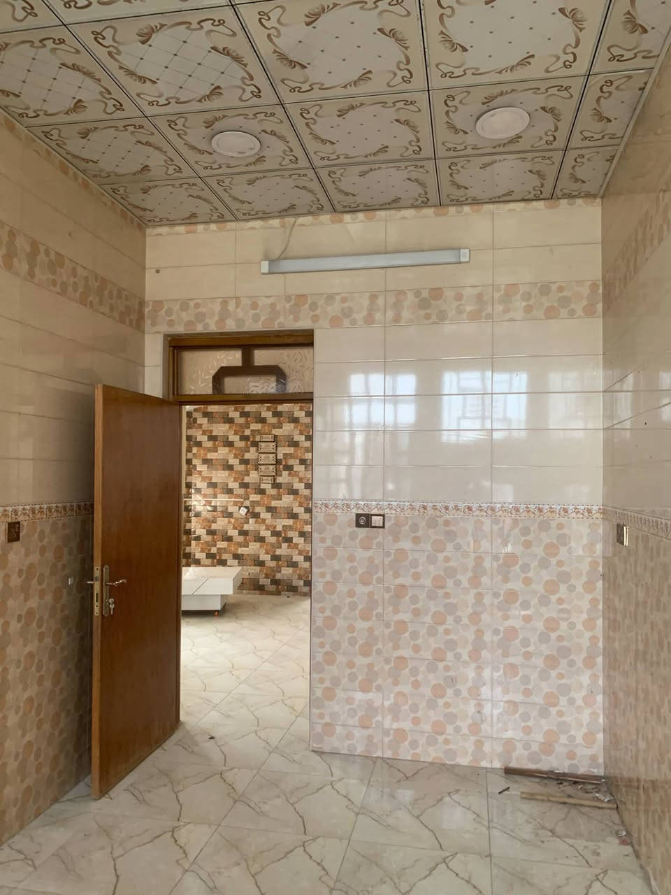 اعادة نشر
للبيع 
حي الامين 
مساحة 145 م
شارع بيت ابو النسورة 
قرب افران الامين
3 غرف نوم 
صالة 
استقبال 
3 حمامات 
مطبخ

بناء طابوق 🧱 
حديث 
طابو صرف

شارعه 10 

مستعجل عالبيع و السعر جداً مناسب  

البيت جاهز للسكن 
للاستفسار الاتصال على الرقم 
***********
