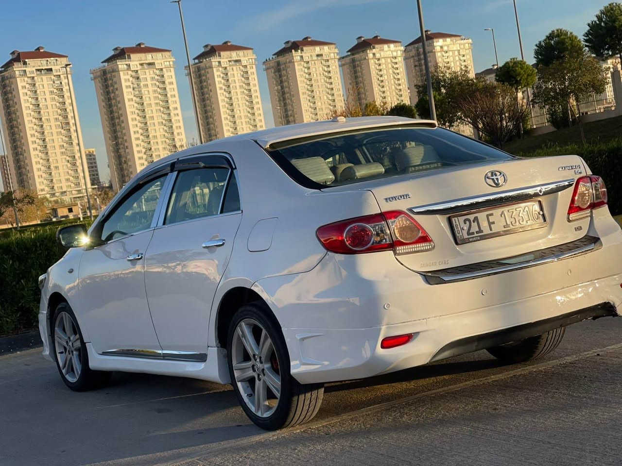 بەناوی خودای گەورە
کرۆلا 2009 فوول مواسەفات 
چوار پارچە و نیوی بۆیاخە بێ ناوگرتن 
مەکینە 16 : سڵاید : شاشە : کامێرا 
ڤۆلیۆم : ئۆتۆماتیک : سپۆرت 
سەنەوی تا  2028 تازەیە 
سعری 96 و مەجال 
لە سلێمانیم *********** السليمانية, العراق
