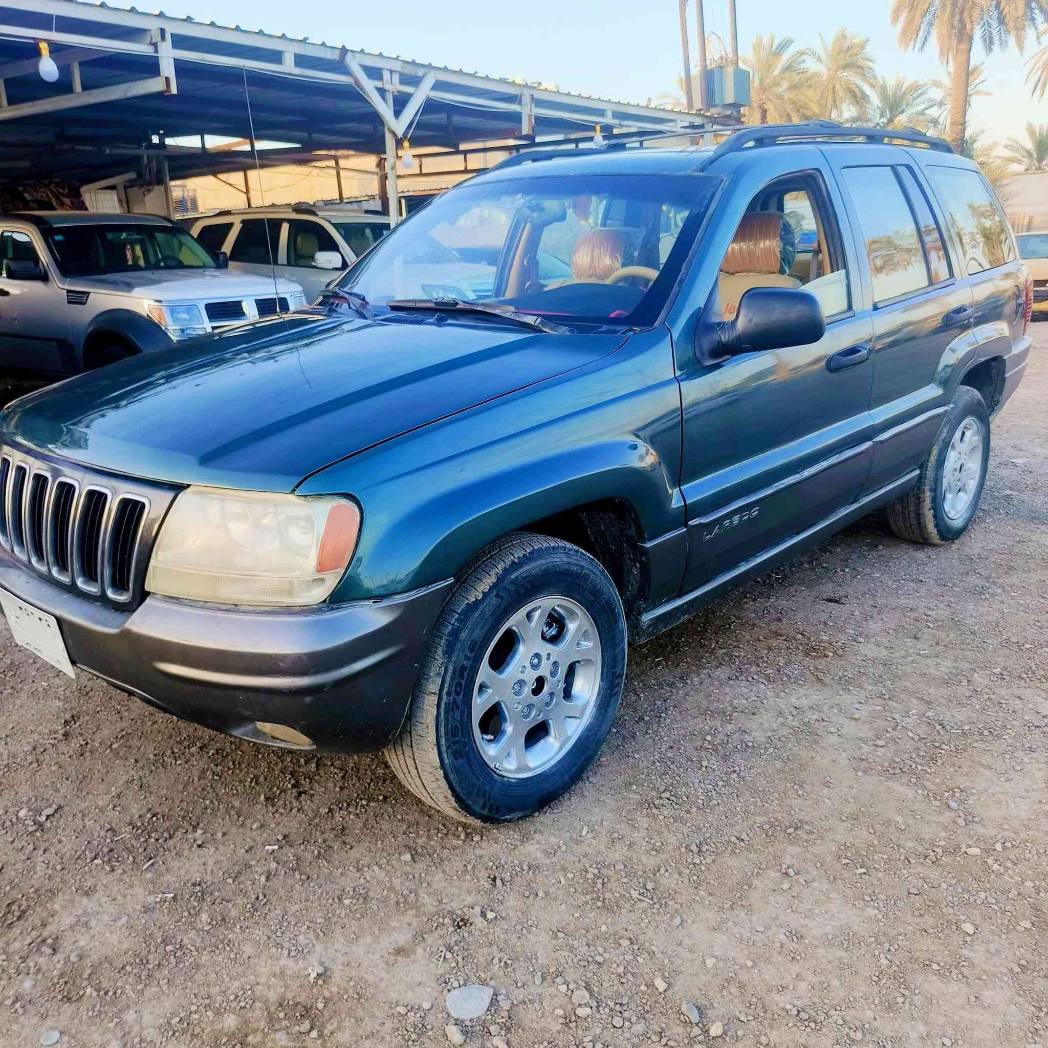 جيب موديل 2000 رقم بغداد تحويل ثاني يوم
كير ومحرك حاويه 
صدر جديد 
سياره جاهزه الحمد لله 
***********

