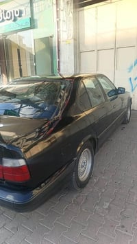 بي ام دبليو ٥٢٥i • ١٩٩١ • سليمانية