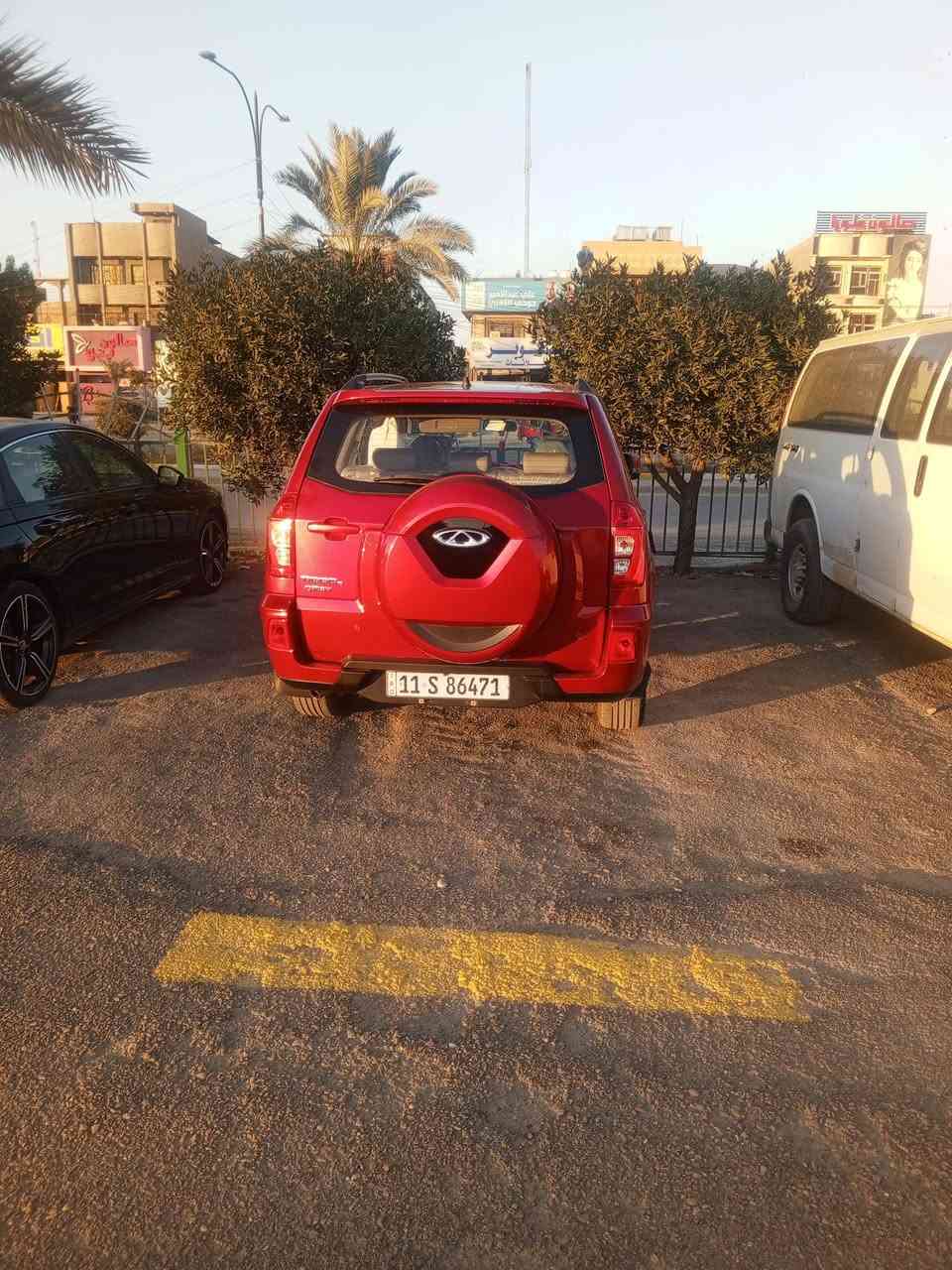 السلام عليكم
سياره تيكو للبيع 

موديل 2018

ماشيه 31كفالة عامة

سياره جديده سنويه جديدة هزة جديده

سعر 117

مكاني بغداد الغزالية شارع المرور 

للاتصال ***********
